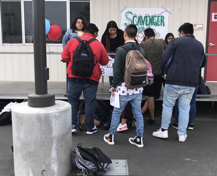 Students participate in MCHS first ever scavenger hunt hosted by ASB.